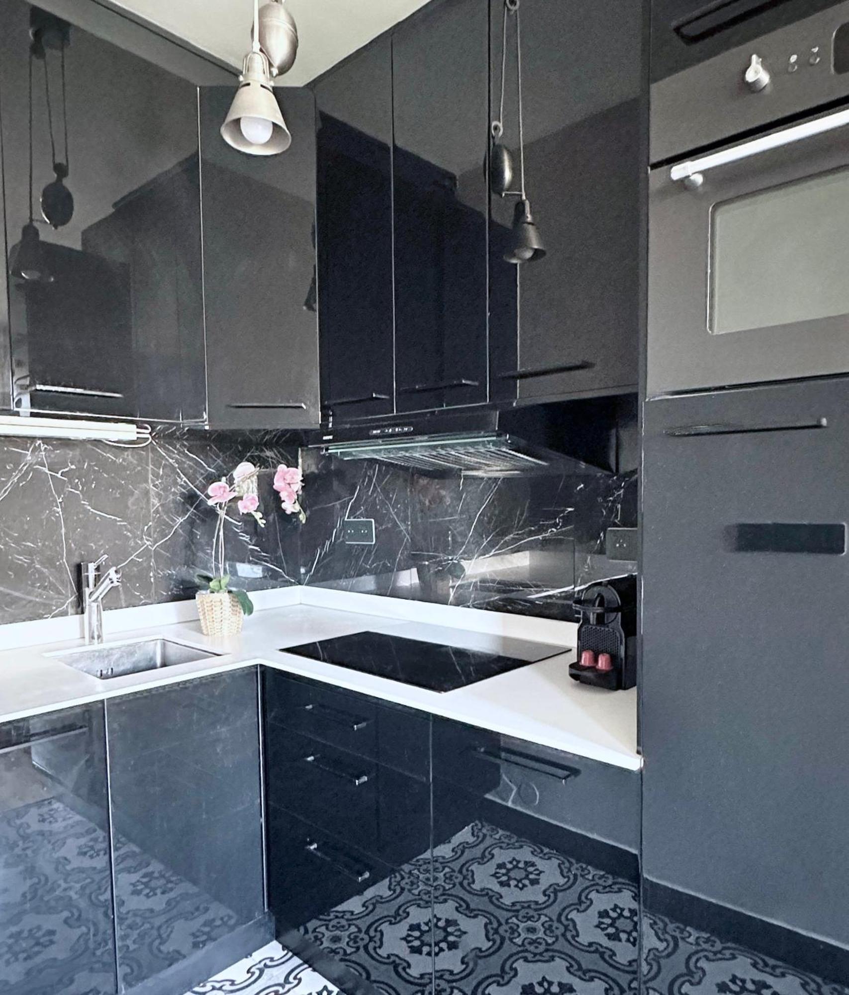 Stylish Apartment With A Balcony In Paris Ngoại thất bức ảnh