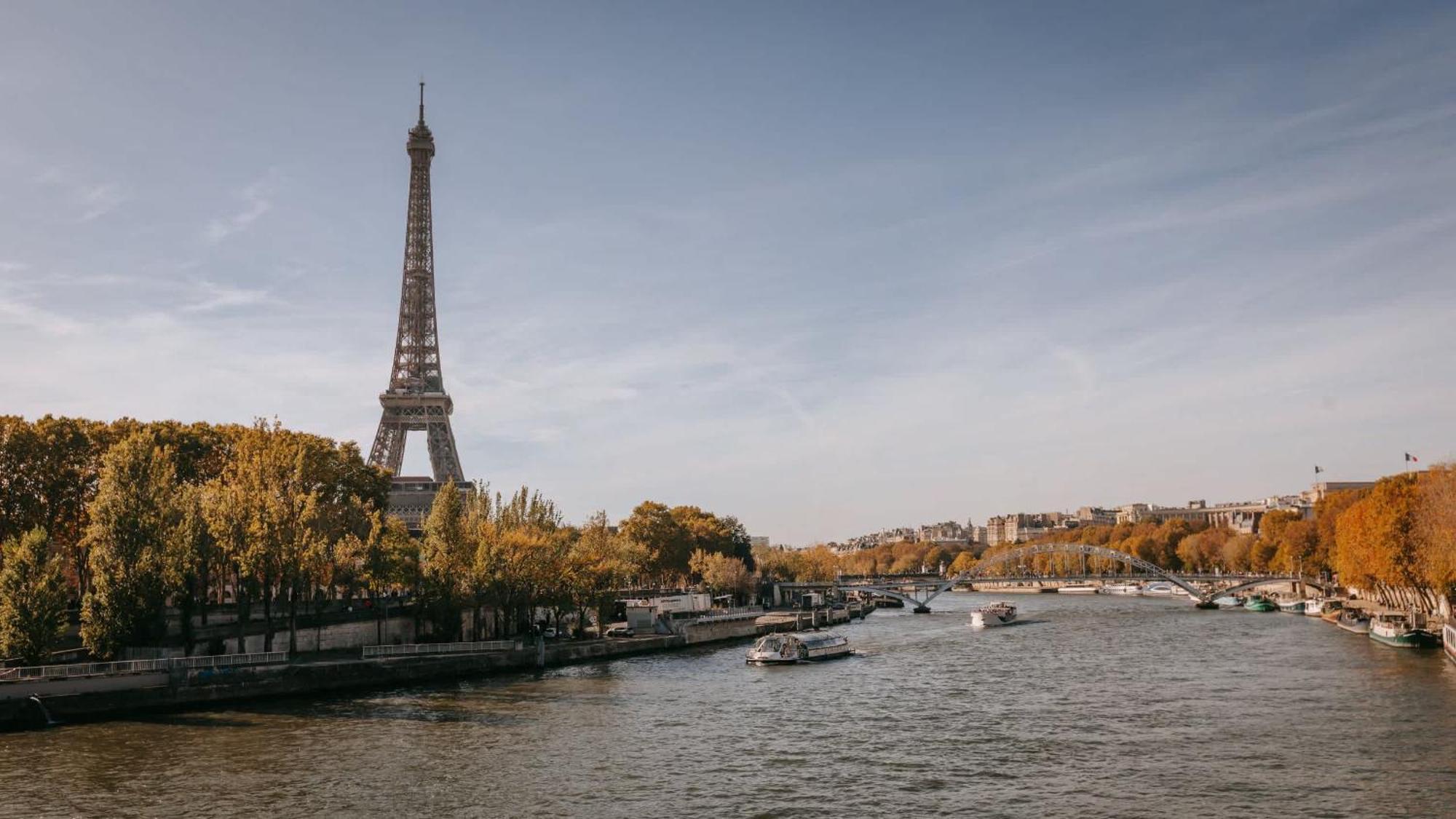 Stylish Apartment With A Balcony In Paris Ngoại thất bức ảnh