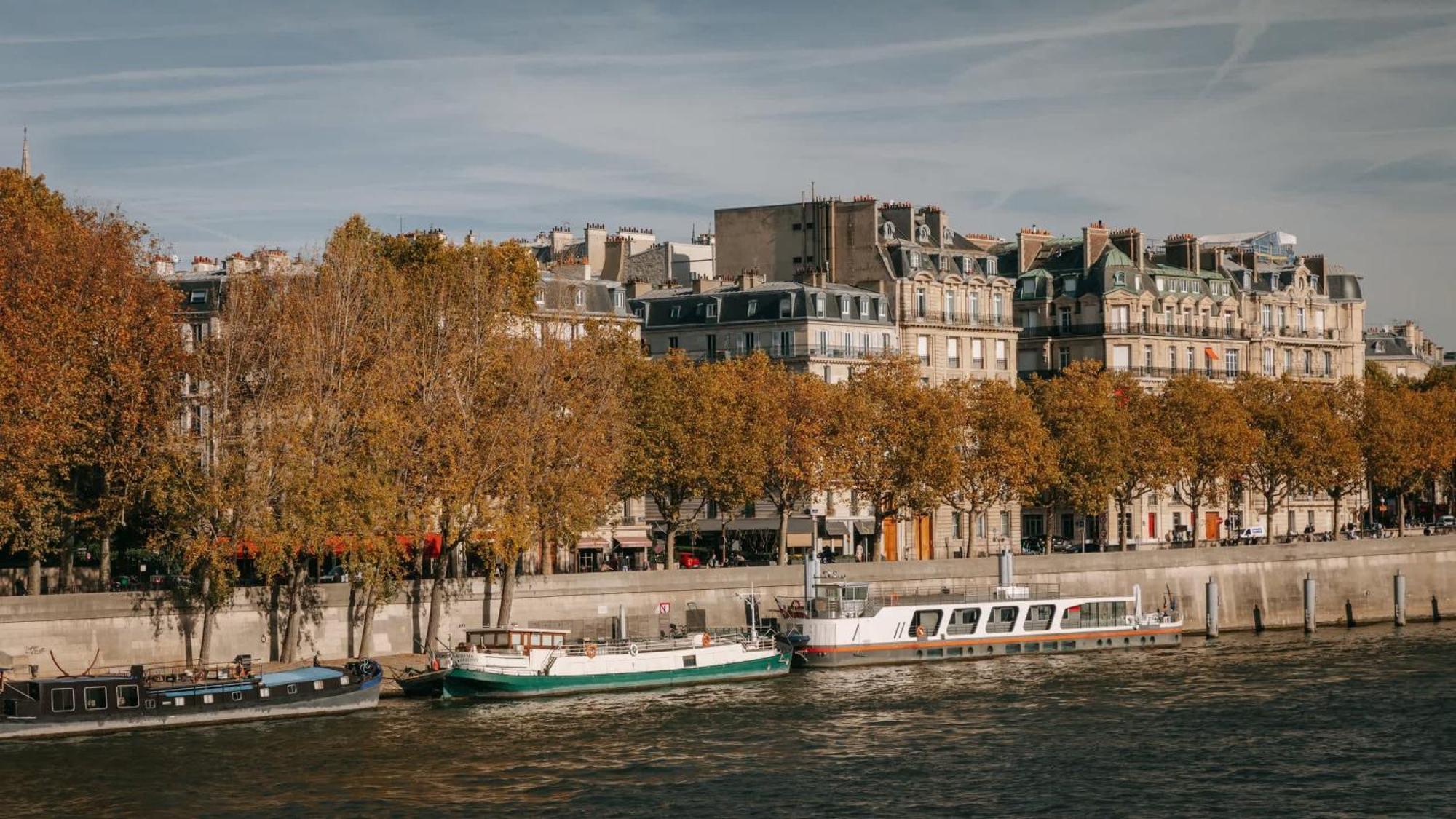 Stylish Apartment With A Balcony In Paris Ngoại thất bức ảnh